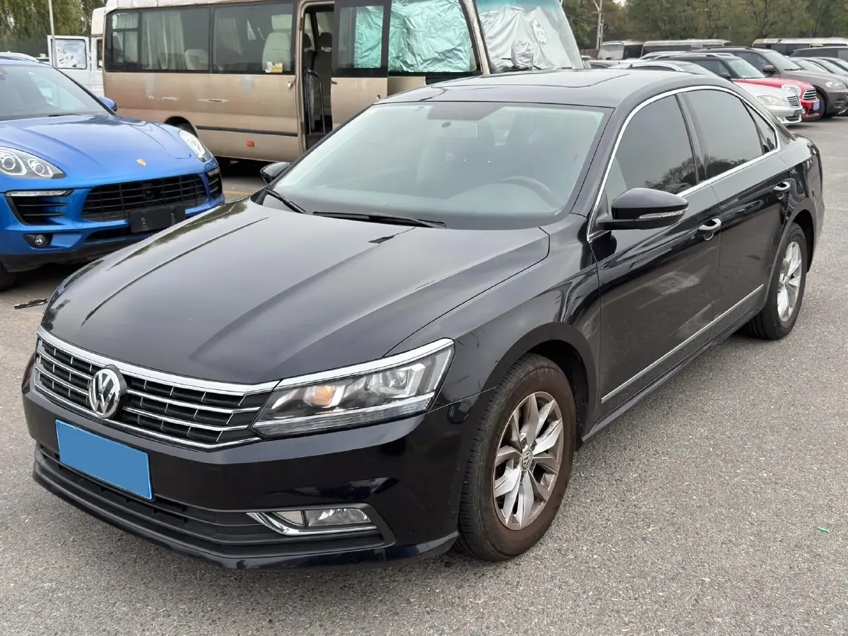 2017 Volkswagen Passat 1.8T 180HP L4 7DCT
