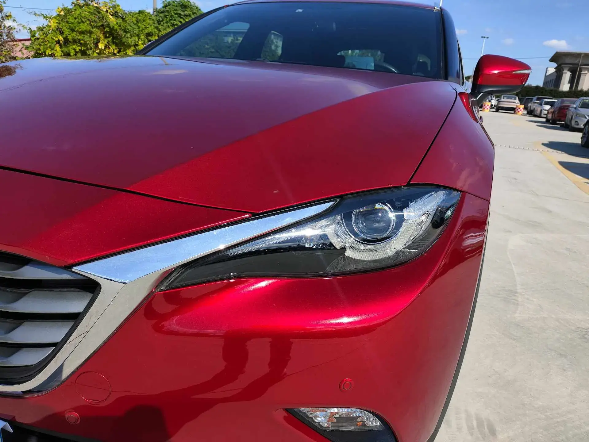 2018 MAZDA CX-4 thumbnail 2