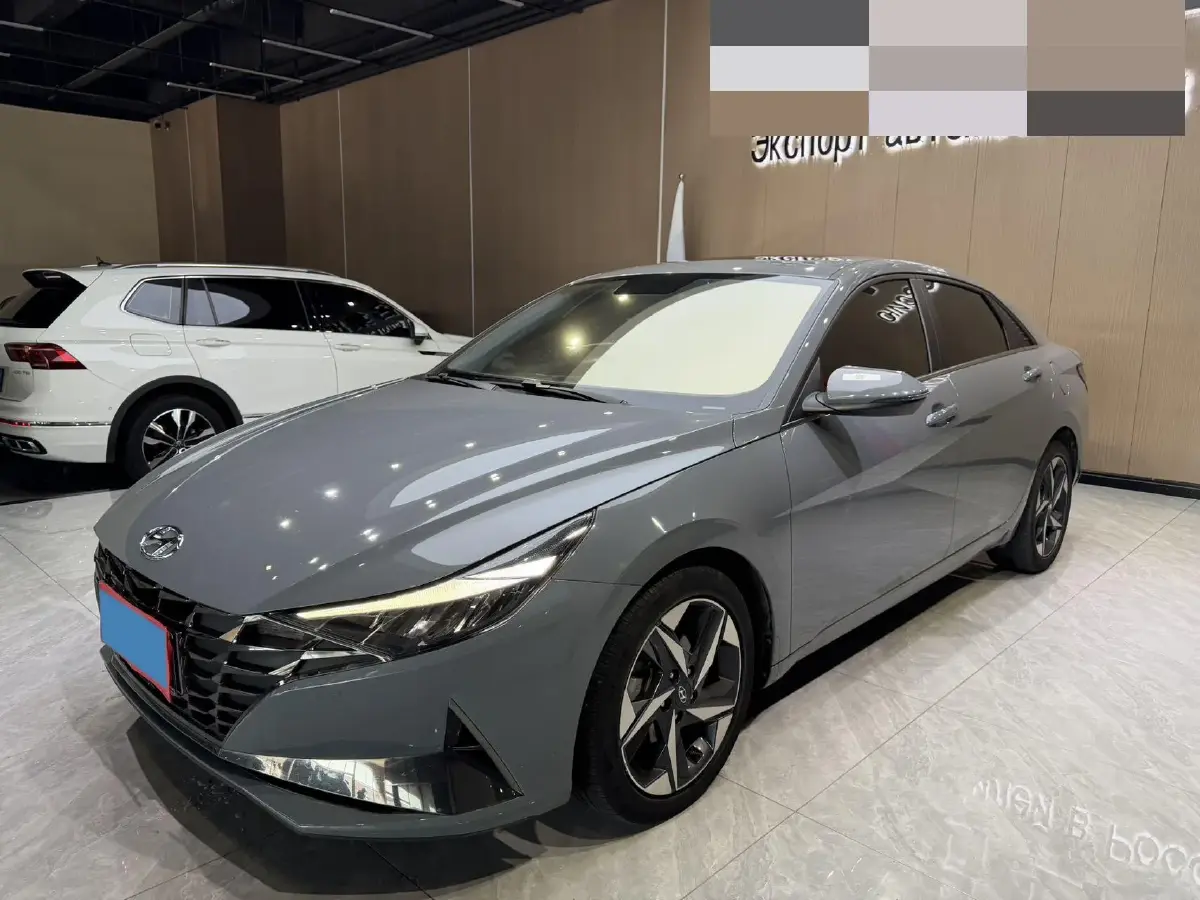 2022 Hyundai Elantra 1.5L 115HP L4 CVT