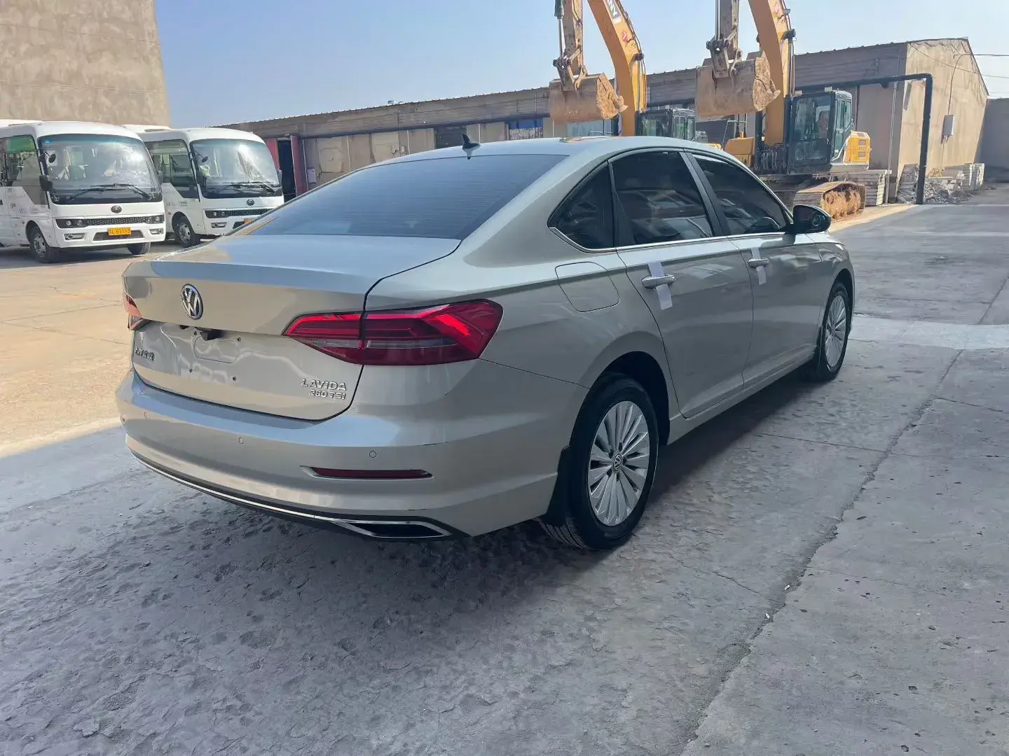 2019 VOLKSWAGEN LAVIDA thumbnail 4