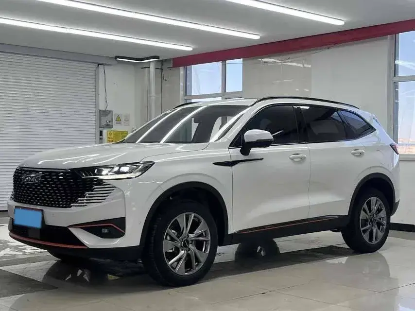 2022 HAVAL H6 view 1