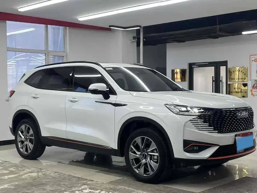 2022 HAVAL H6 thumbnail 3