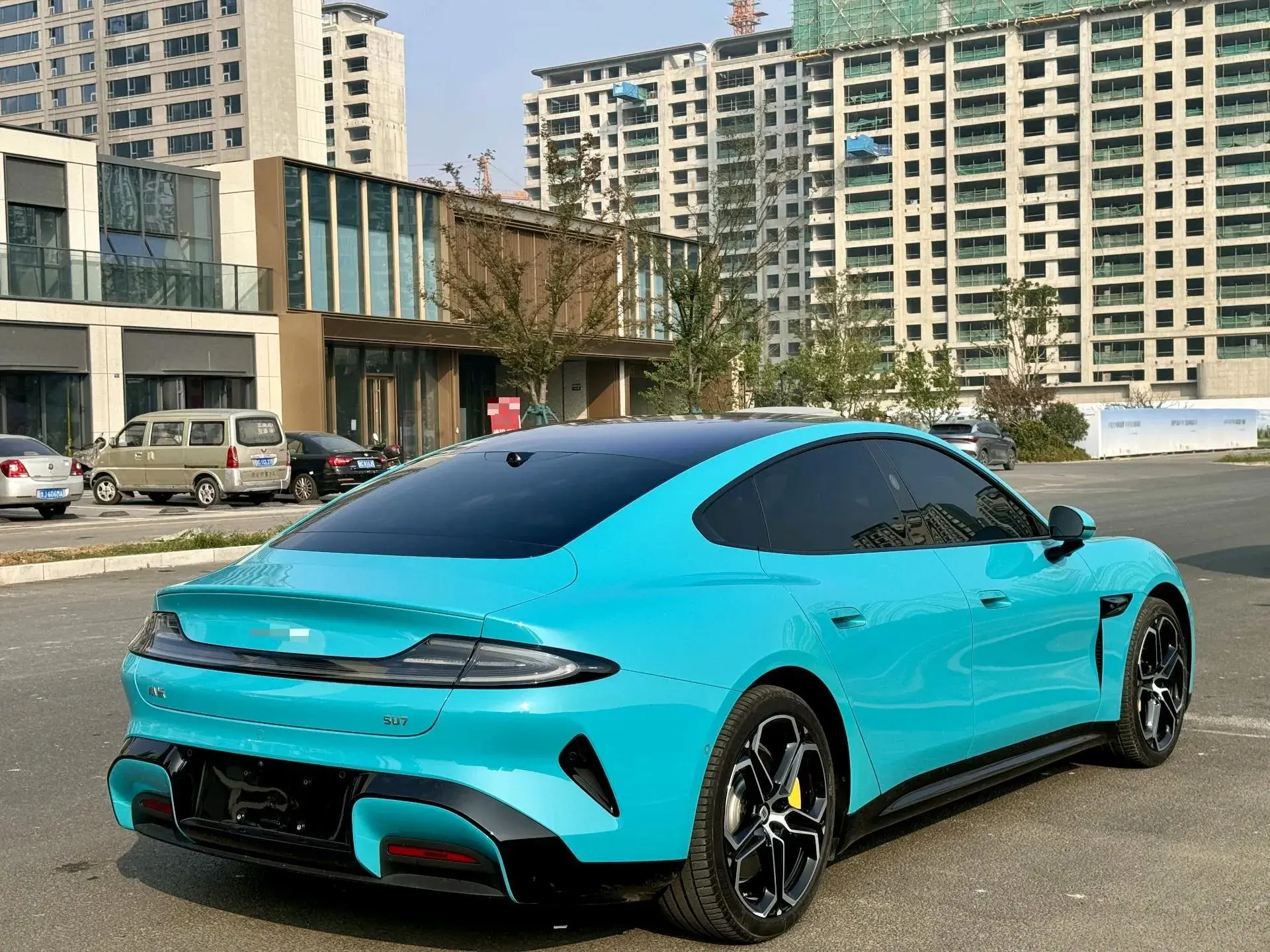 2024 MI SU7 thumbnail 4