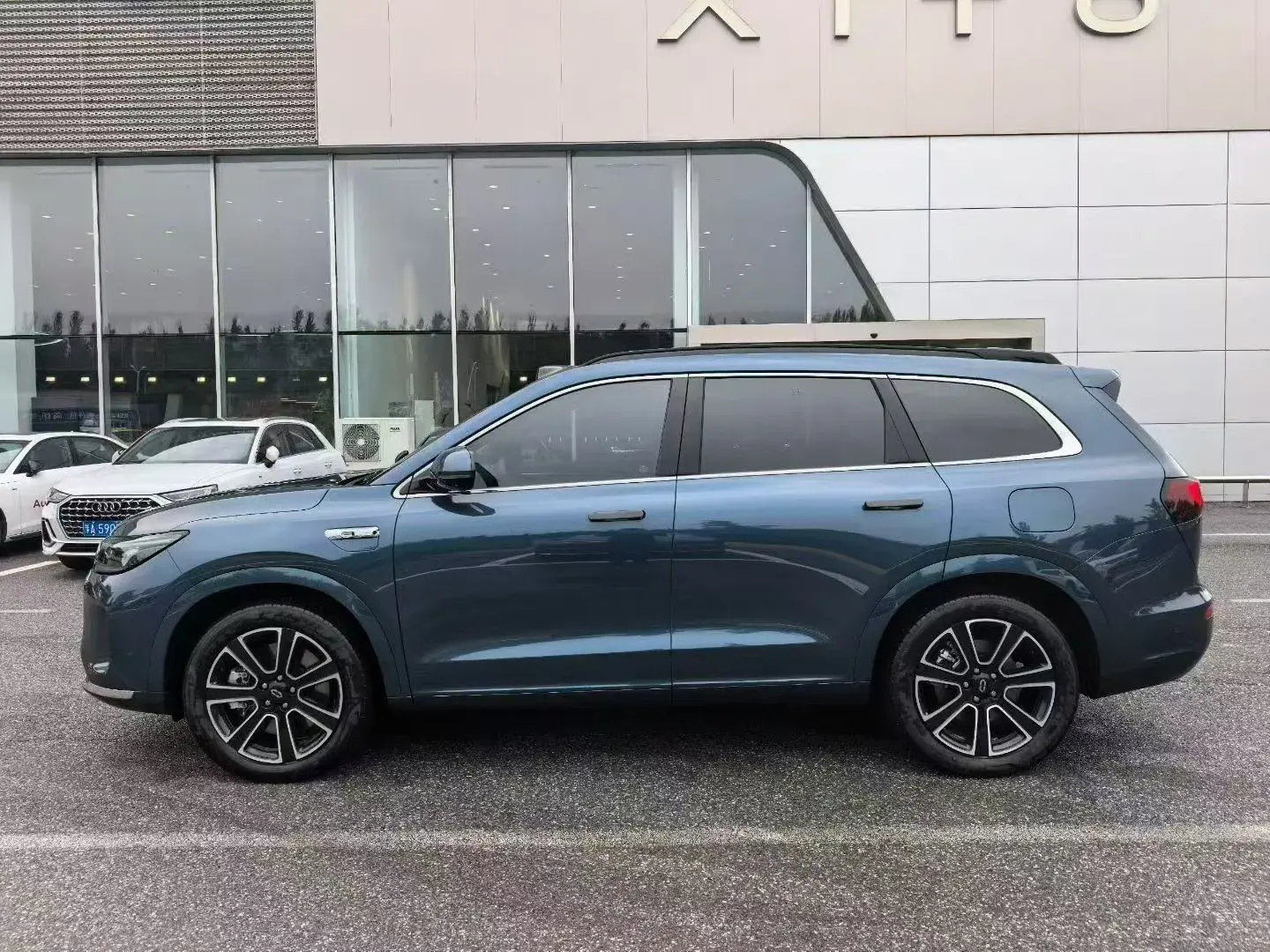 2024 AITO AITO thumbnail 2