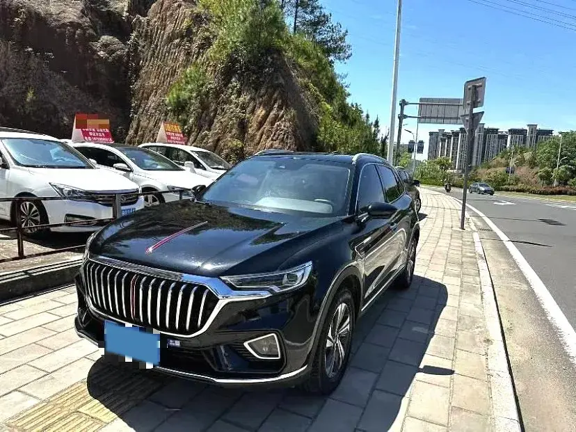 2022 HONGQI HS5 view 1