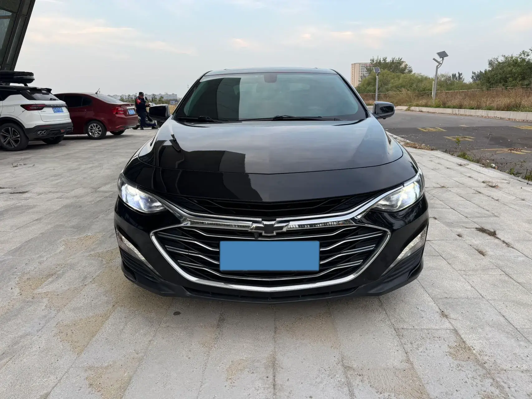 2021 CHEVROLET MALIBU thumbnail 2