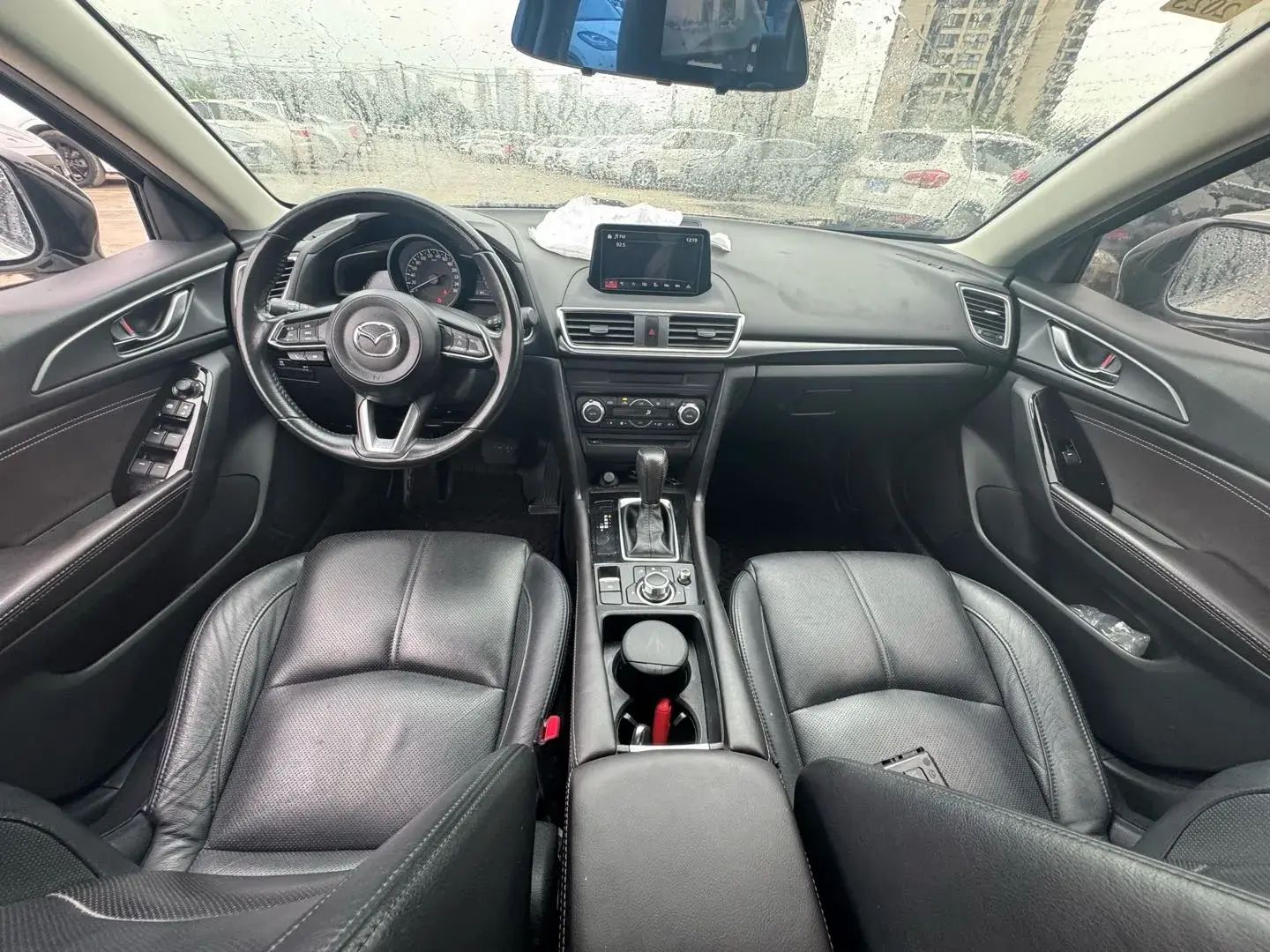 2017 MAZDA 3 thumbnail 4