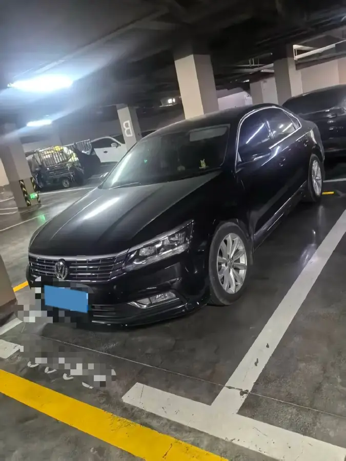 2017 Volkswagen Passat 1.8T 180HP L4 7DCT