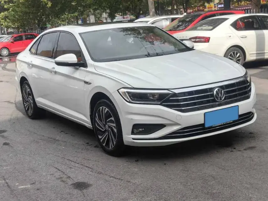 2021 VOLKSWAGEN SAGITAR thumbnail 2