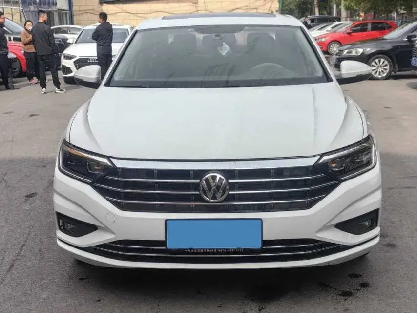 2021 VOLKSWAGEN SAGITAR thumbnail 3