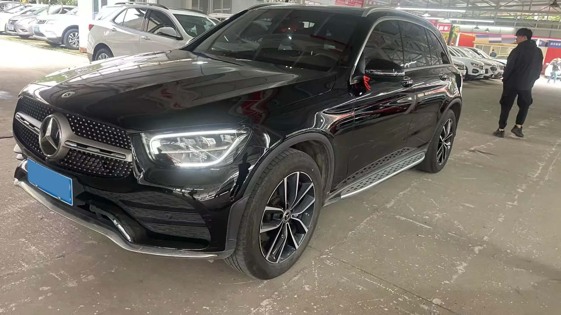 2022 MERCEDES-BENZ GLC view 1