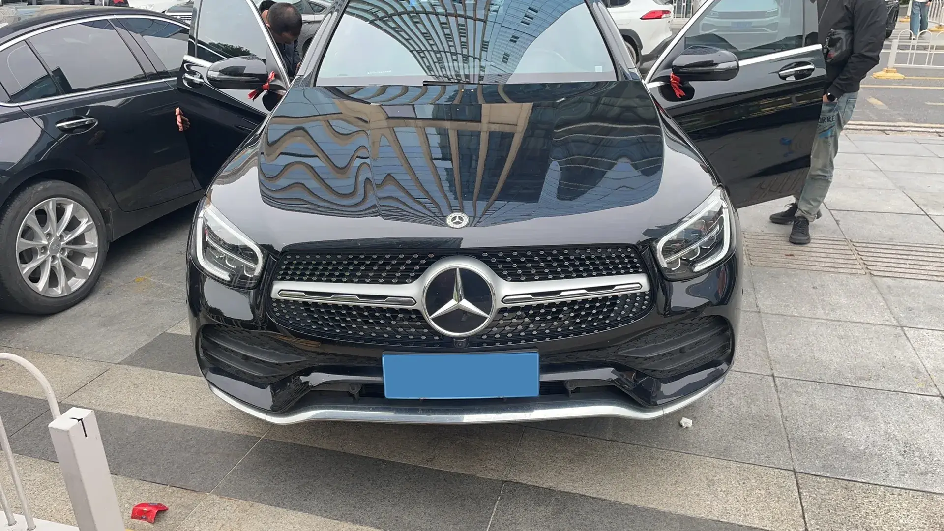 2022 MERCEDES-BENZ GLC thumbnail 2