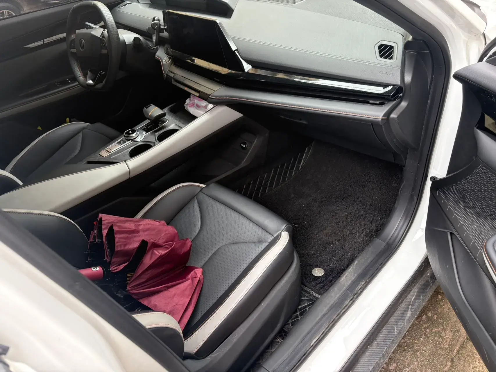 2022 CHANGAN UNI-V thumbnail 4