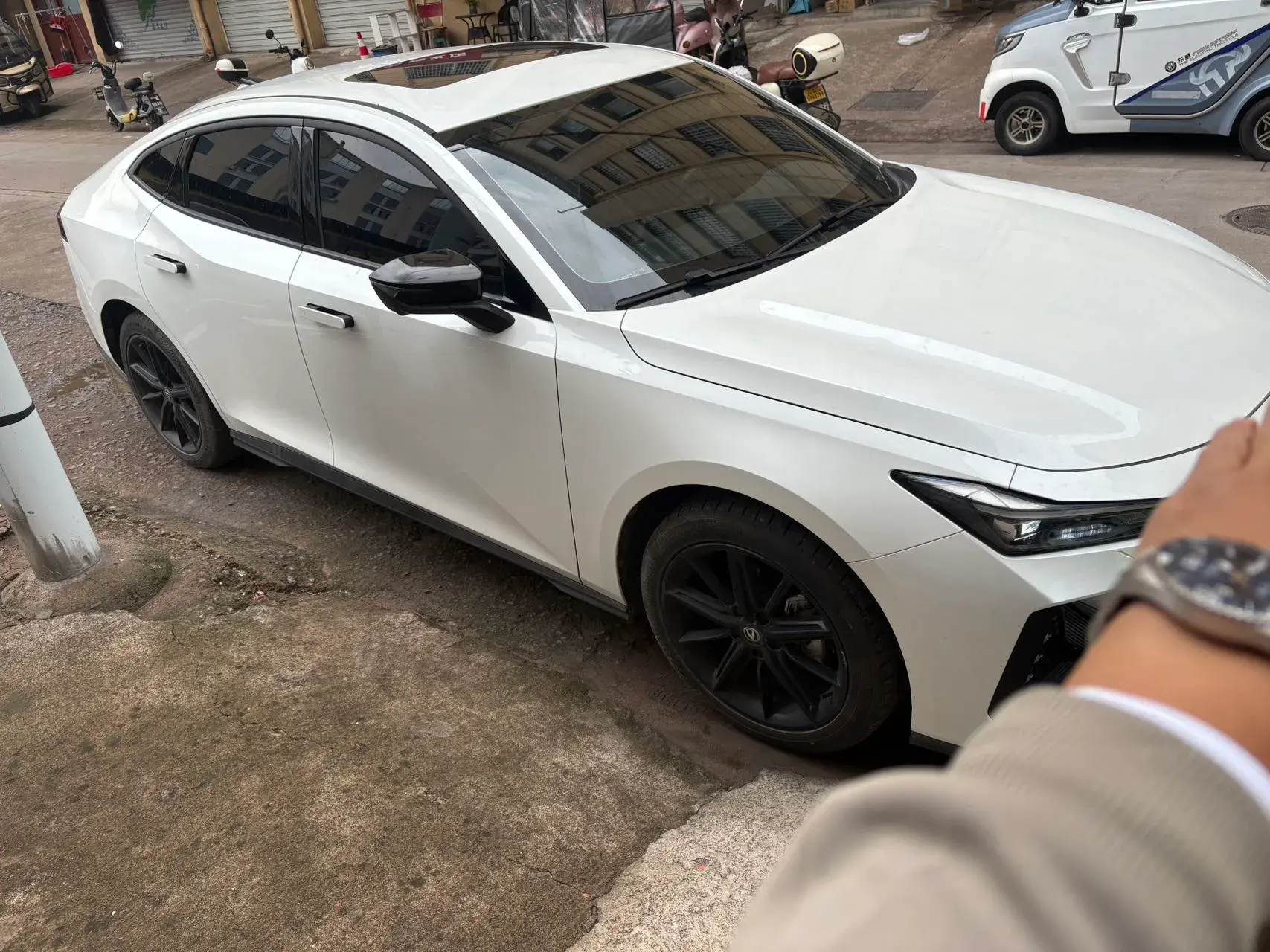 2022 CHANGAN UNI-V thumbnail 3