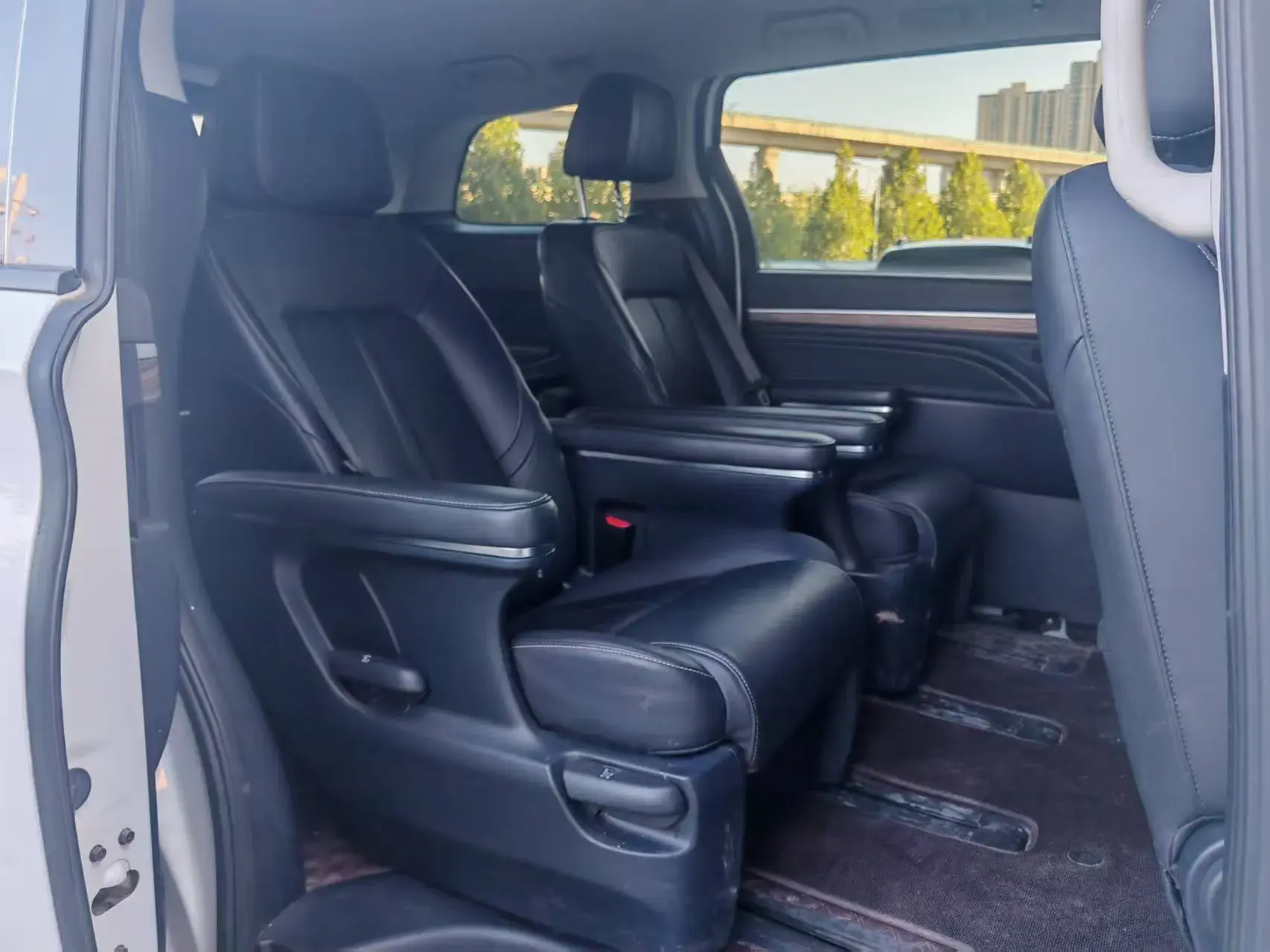 2021 GAC TRUMPCHI thumbnail 4