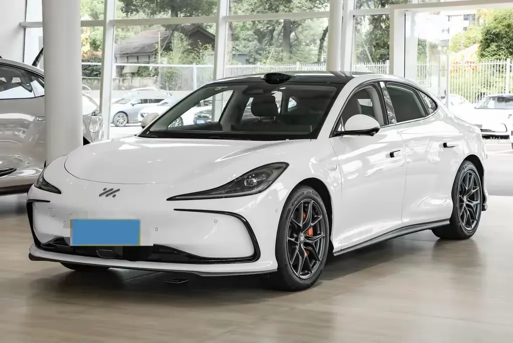 2025 IM L6 BEV,autocango,china used car exporter,china ev exporter,chinese used car exporter,chinese used ev exporter