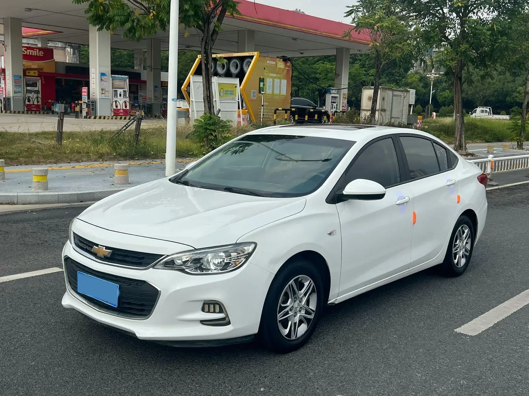 2018 CHEVROLET CAVALIER view 1