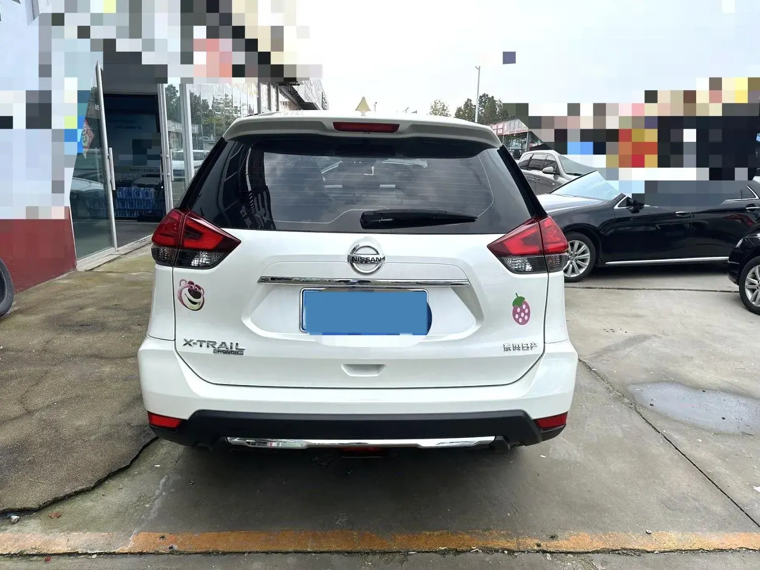 2022 NISSAN X-TRAIL thumbnail 4