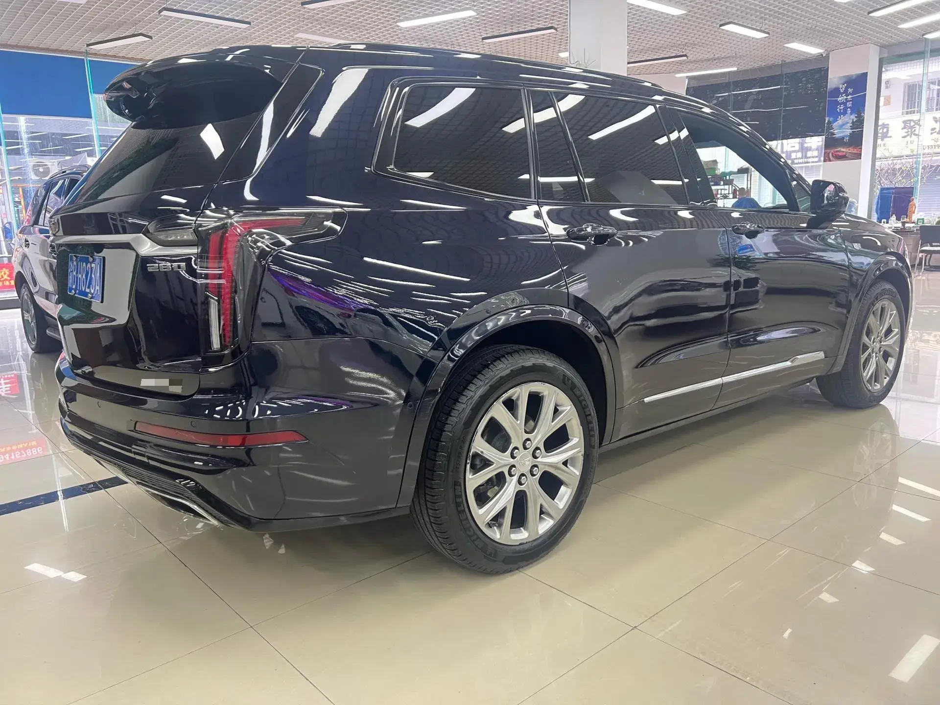 2020 CADILLAC XT6 thumbnail 4