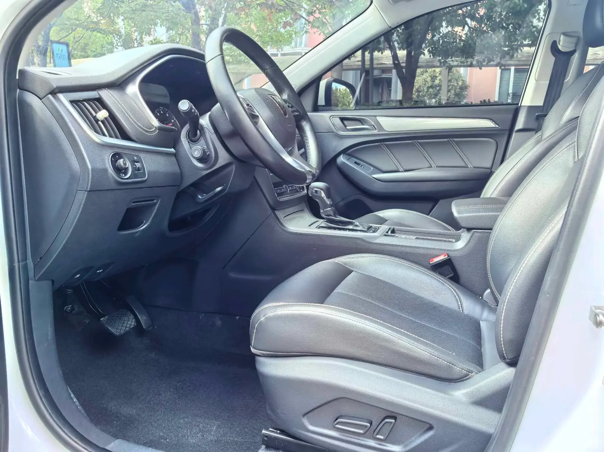 2019 ROEWE RX5 thumbnail 4