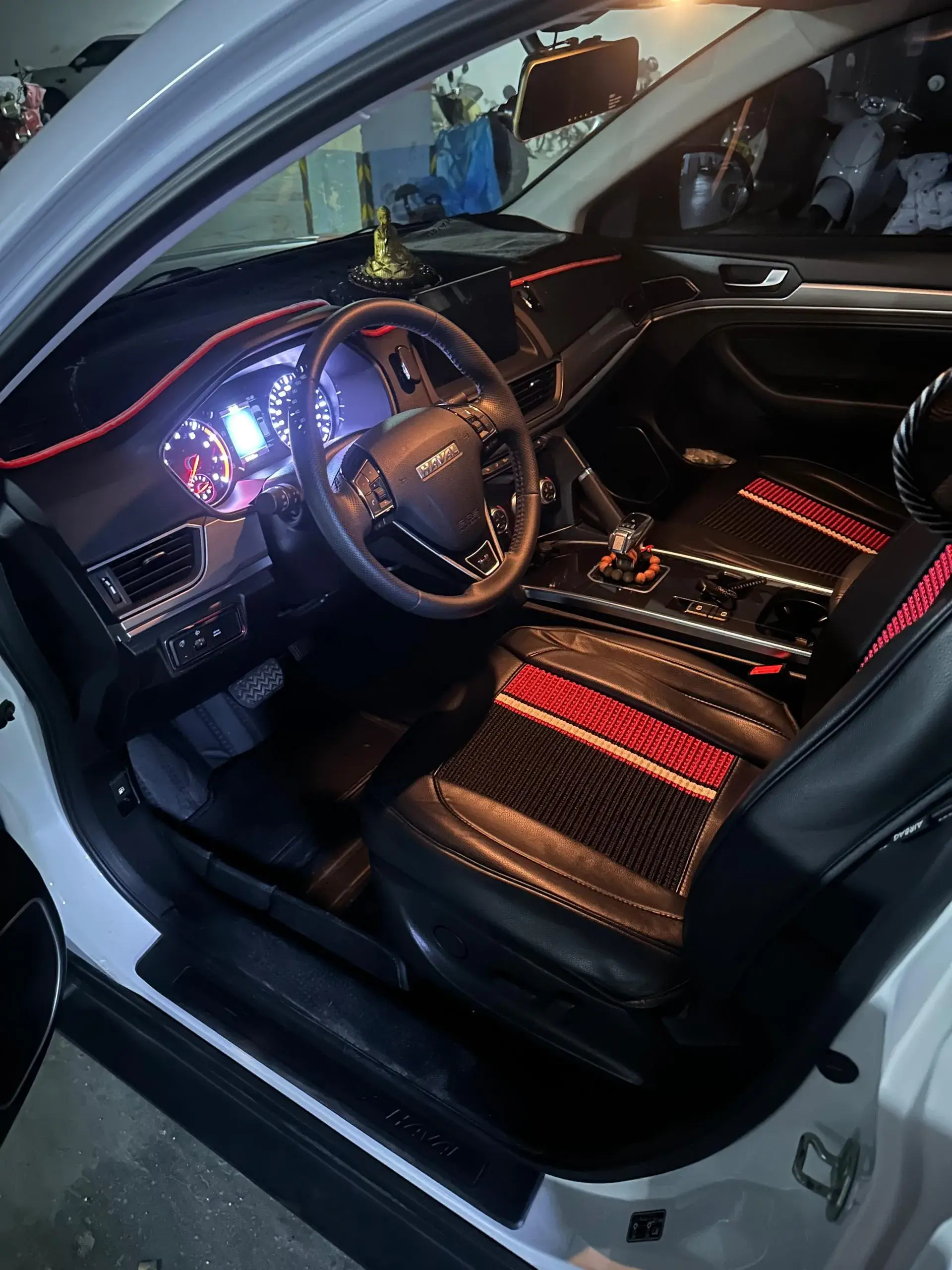 2019 HAVAL H6 thumbnail 2