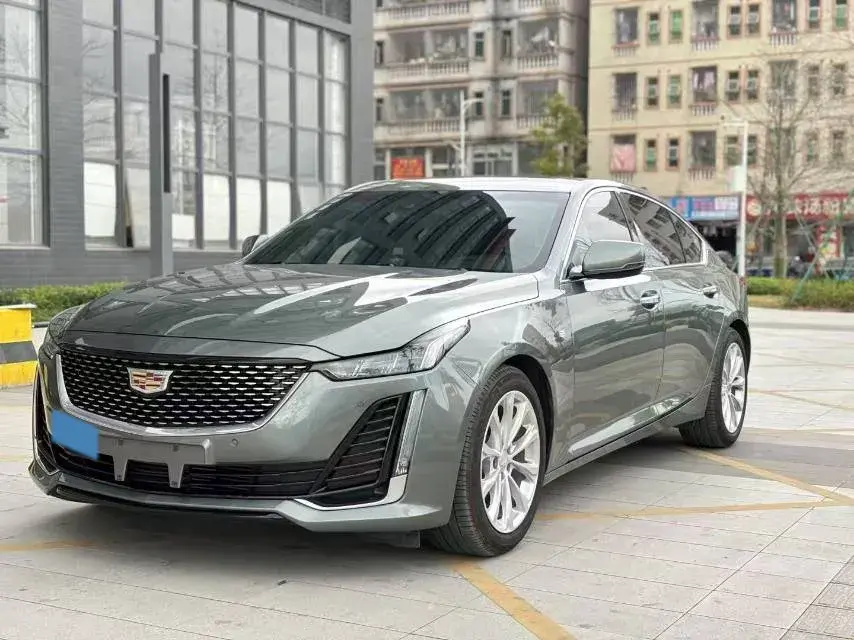 2022 CADILLAC CT5 view 1