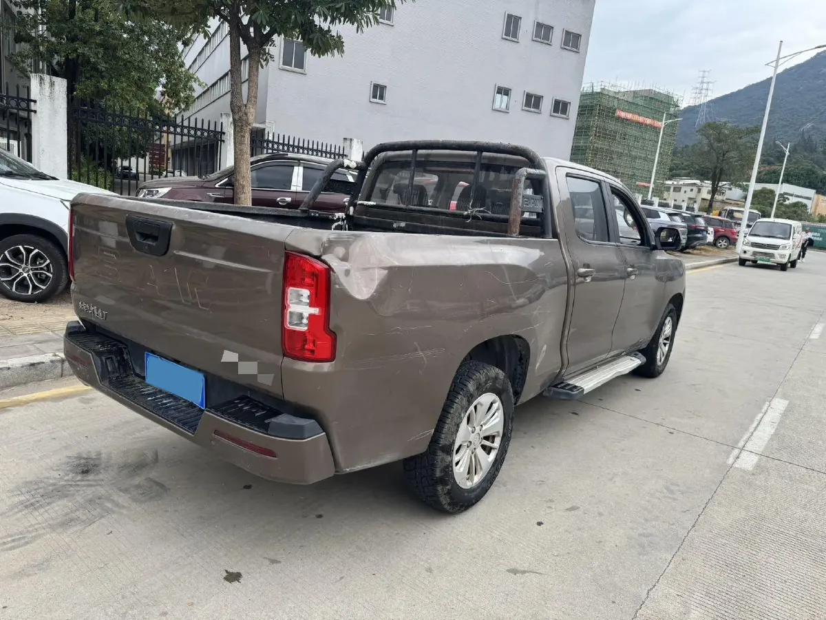 2023 BAW Calorie 2.0L 144HP L4 8AT,autocango,china used car exporter,china ev exporter,chinese used car exporter,chinese used ev exporter