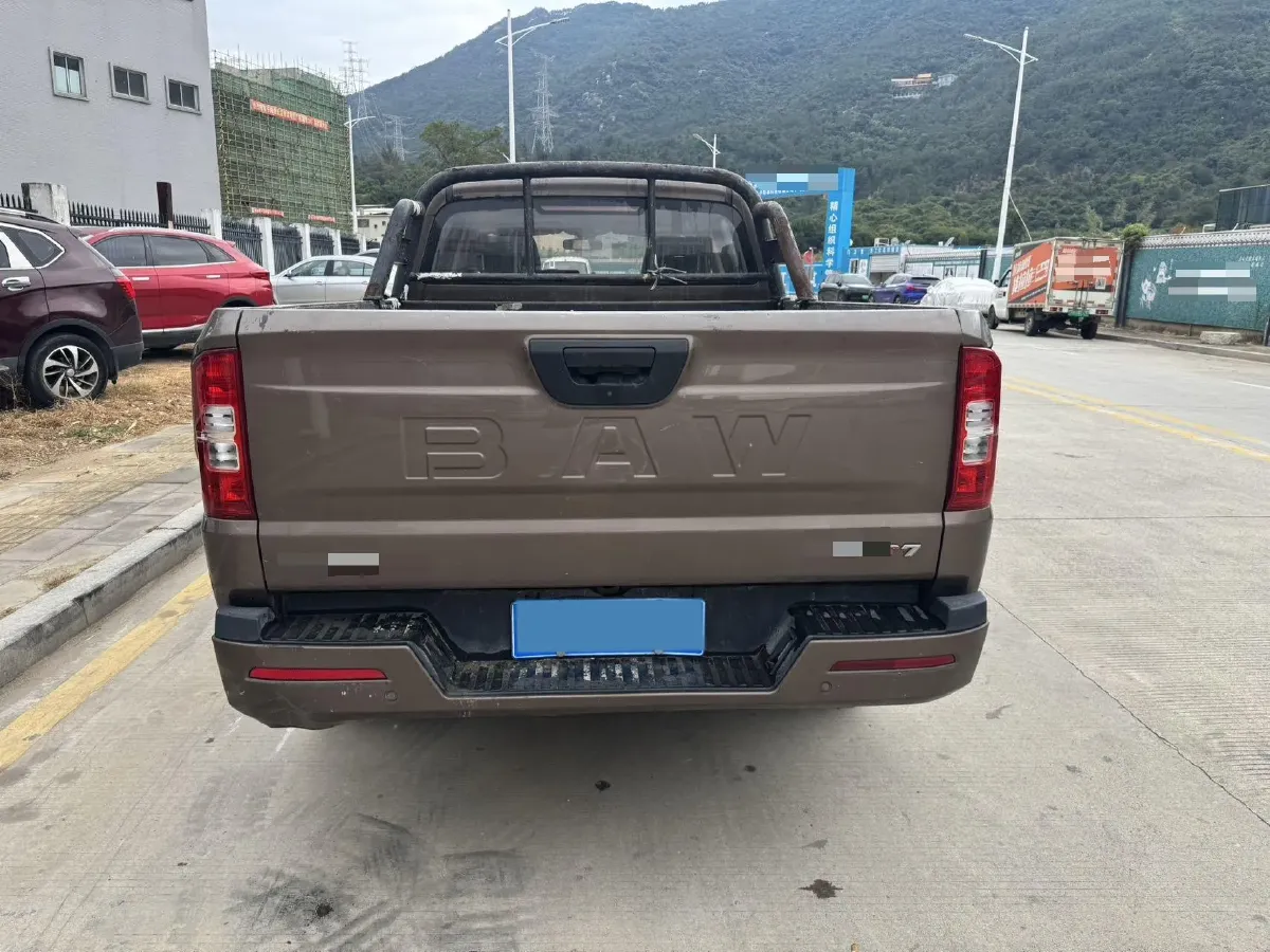 2023 BAW Calorie 2.0L 144HP L4 8AT,autocango,china used car exporter,china ev exporter,chinese used car exporter,chinese used ev exporter