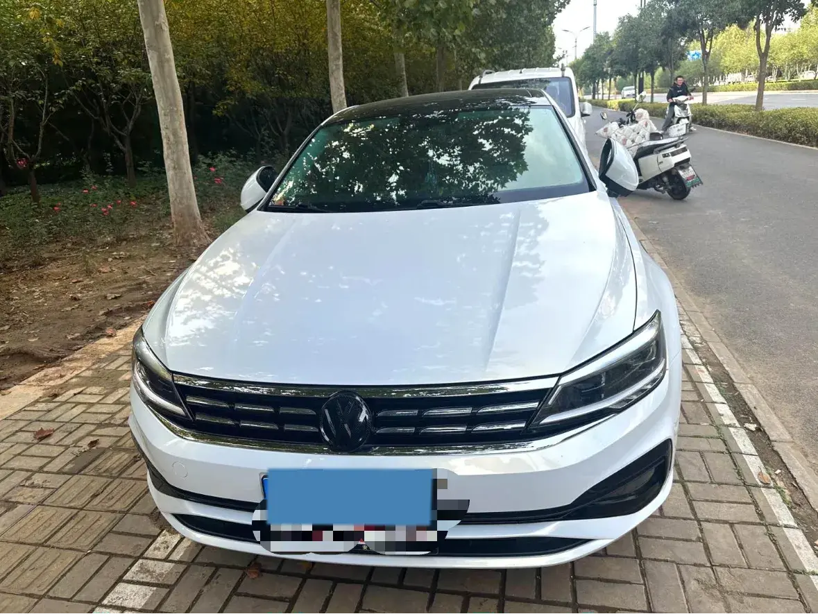 2021 VOLKSWAGEN LAMANDO thumbnail 2