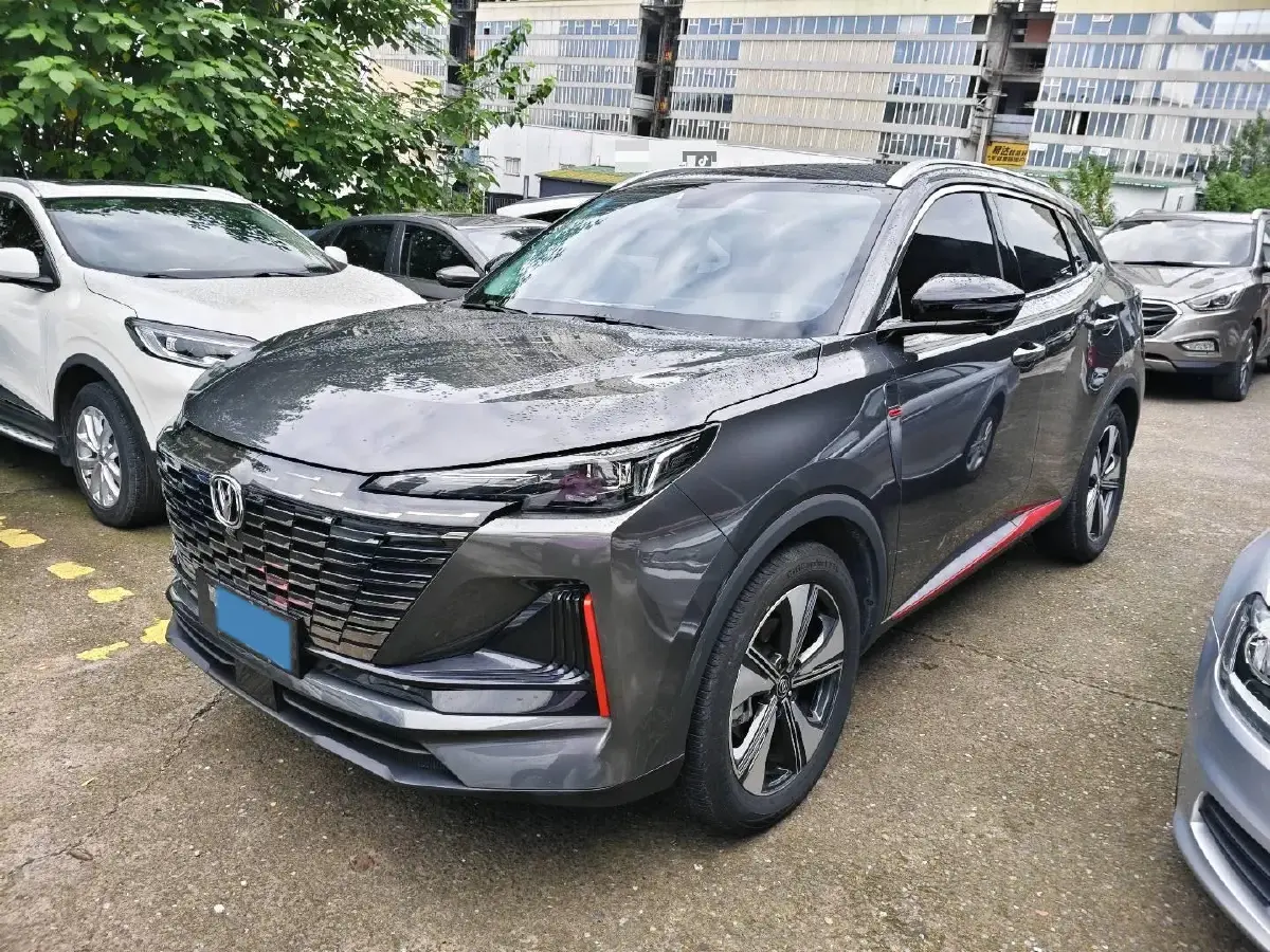 2022 ChangAn CS75 Plus 1.5T 178HP L4 6AT