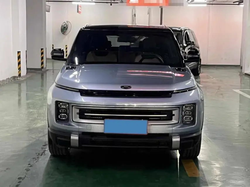 2023 GEELY ICON thumbnail 2