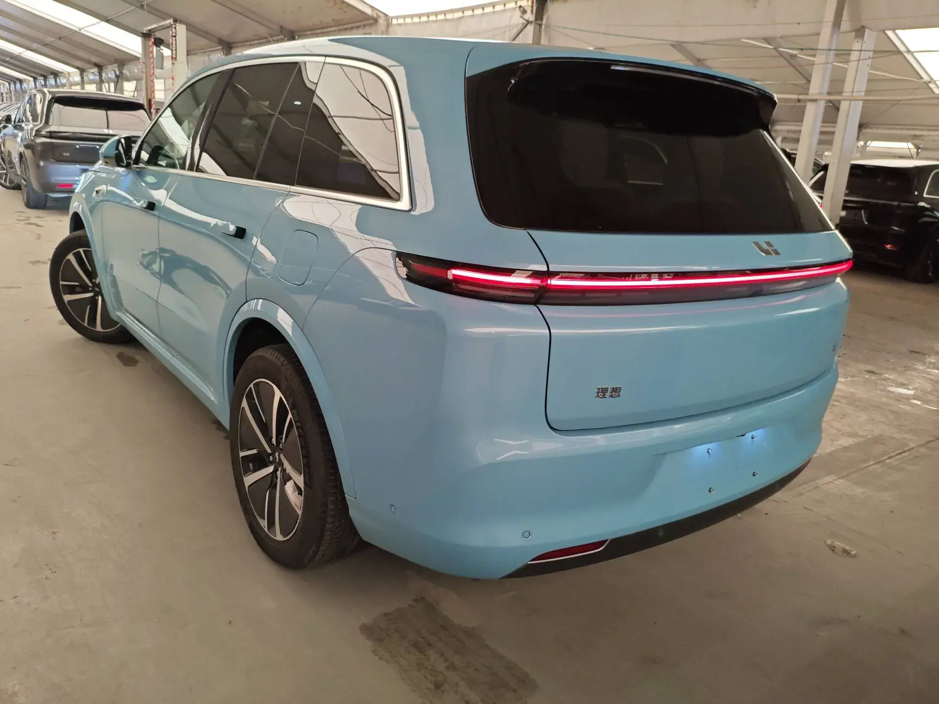 2024 LI L8 thumbnail 3