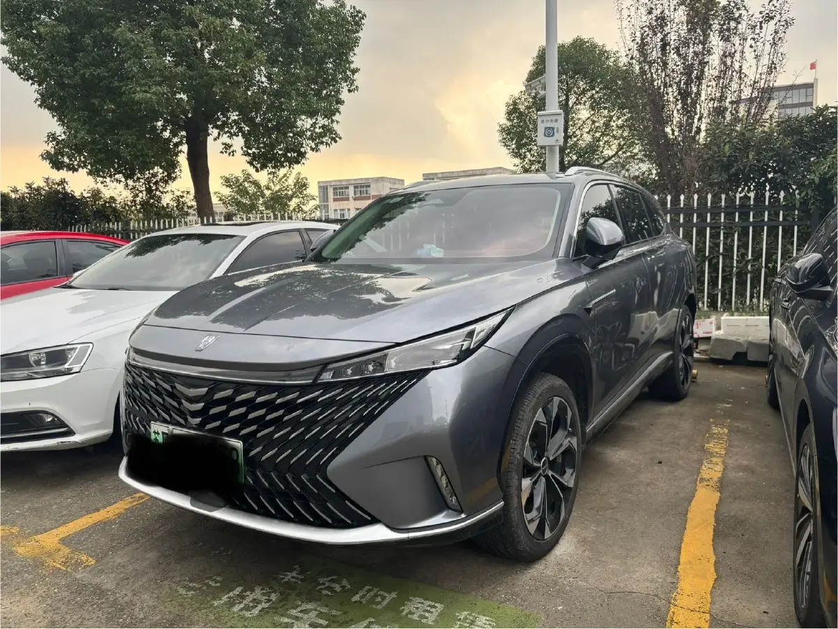2023 Roewe RX5 1.5T 188HP L4 AMT PHEV 12.3KWH