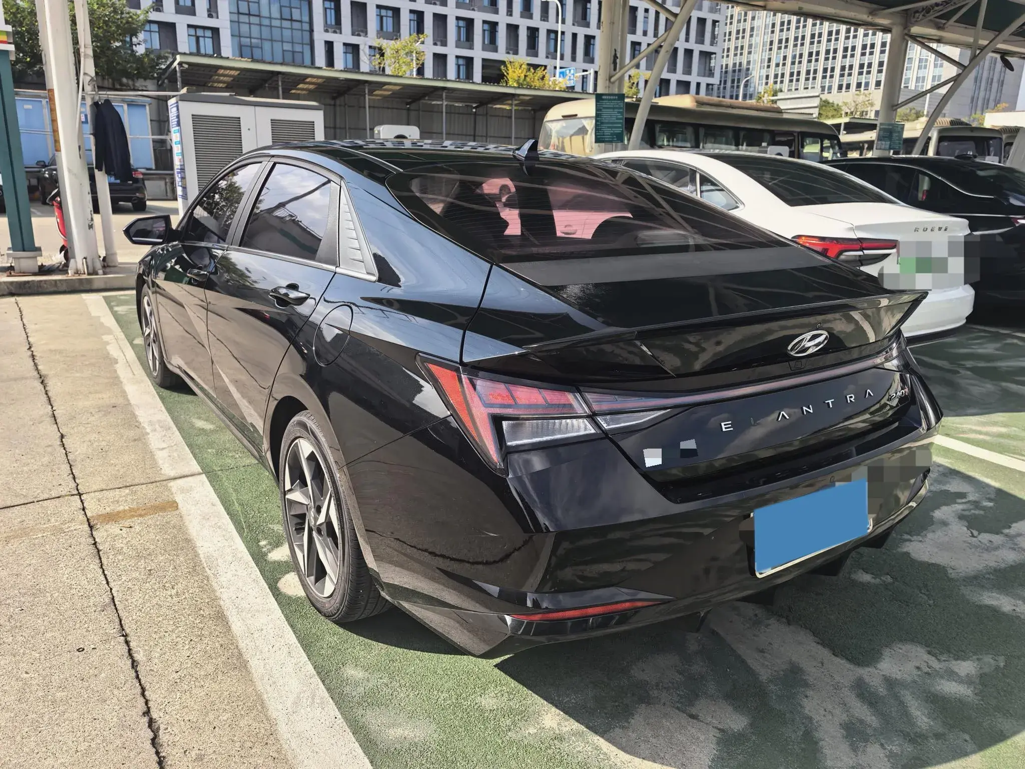 2021 HYUNDAI ELANTRA thumbnail 2