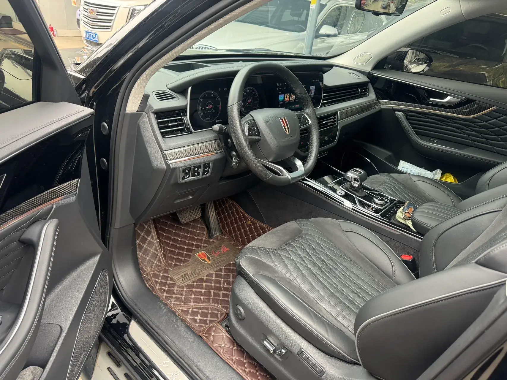 2022 HONGQI HS5 thumbnail 4