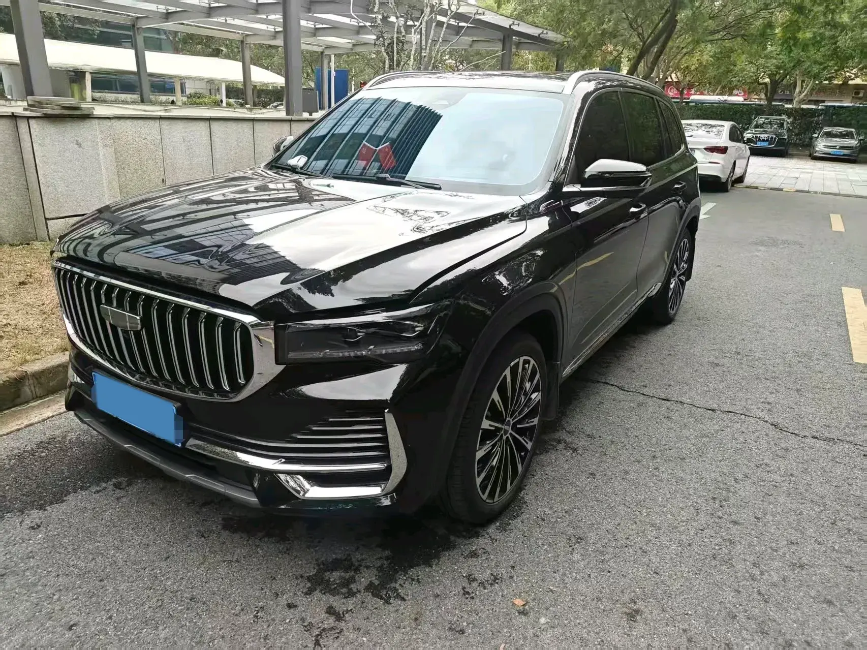 2025 GEELY MONJARO view 1