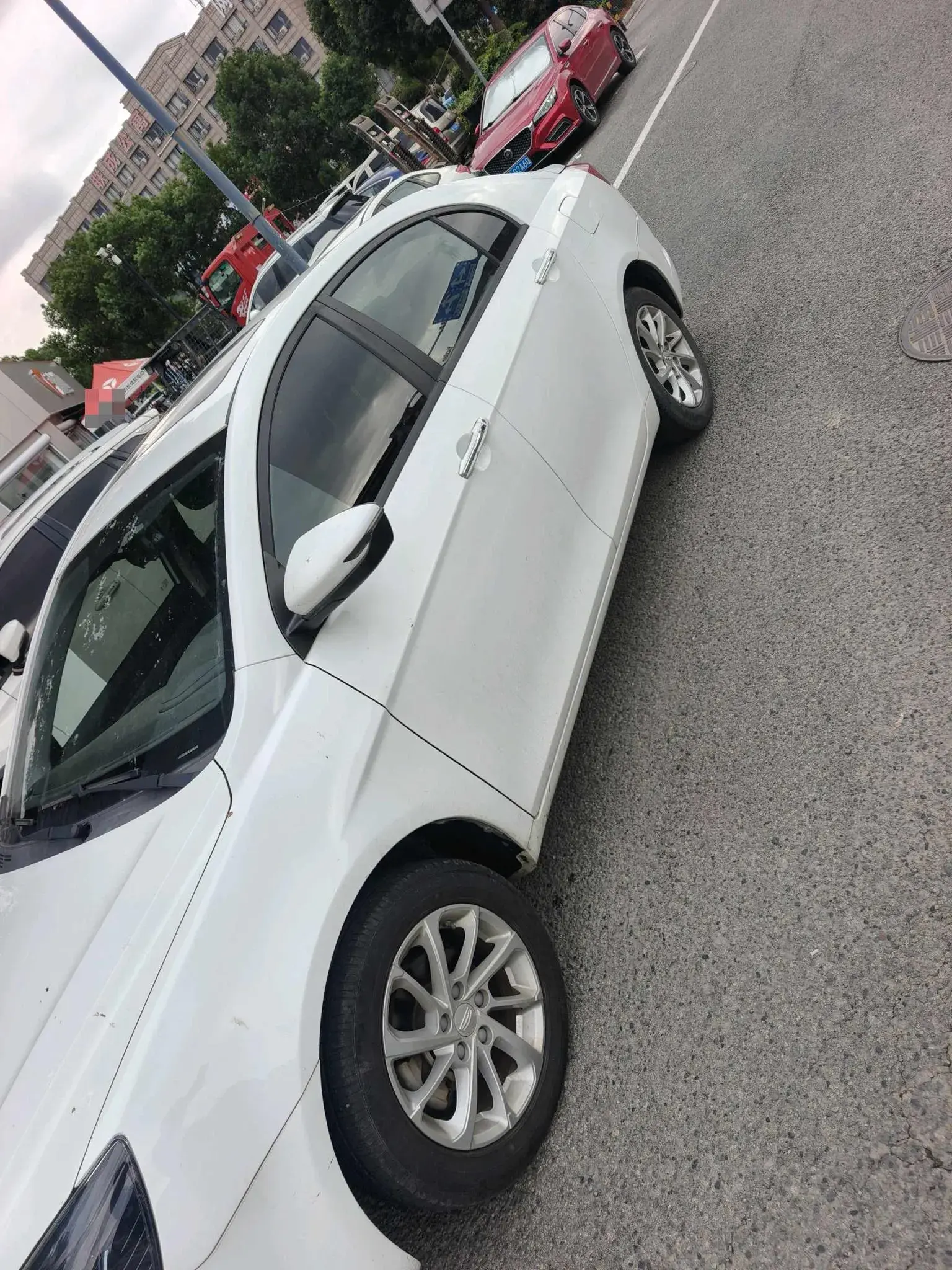 2020 GEELY EMGRAND thumbnail 3