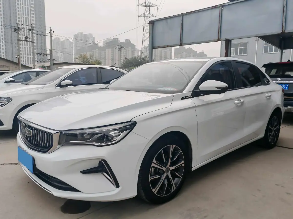 2022 Geely Emgrand 1.5L 114HP L4 CVT