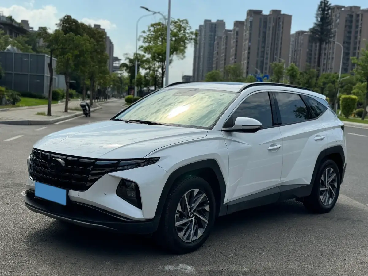 2022 Hyundai Tucson 2.0L 150HP L4 6AT Hybrid
