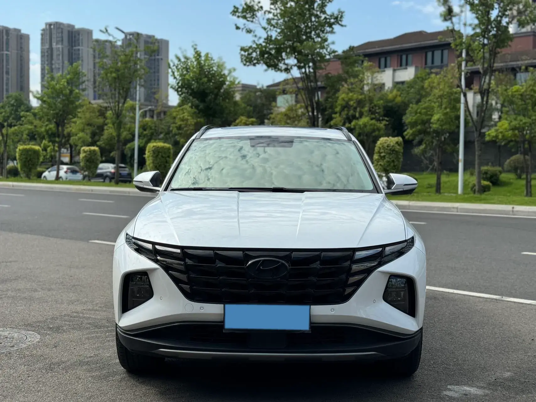 2022 HYUNDAI TUCSON thumbnail 2
