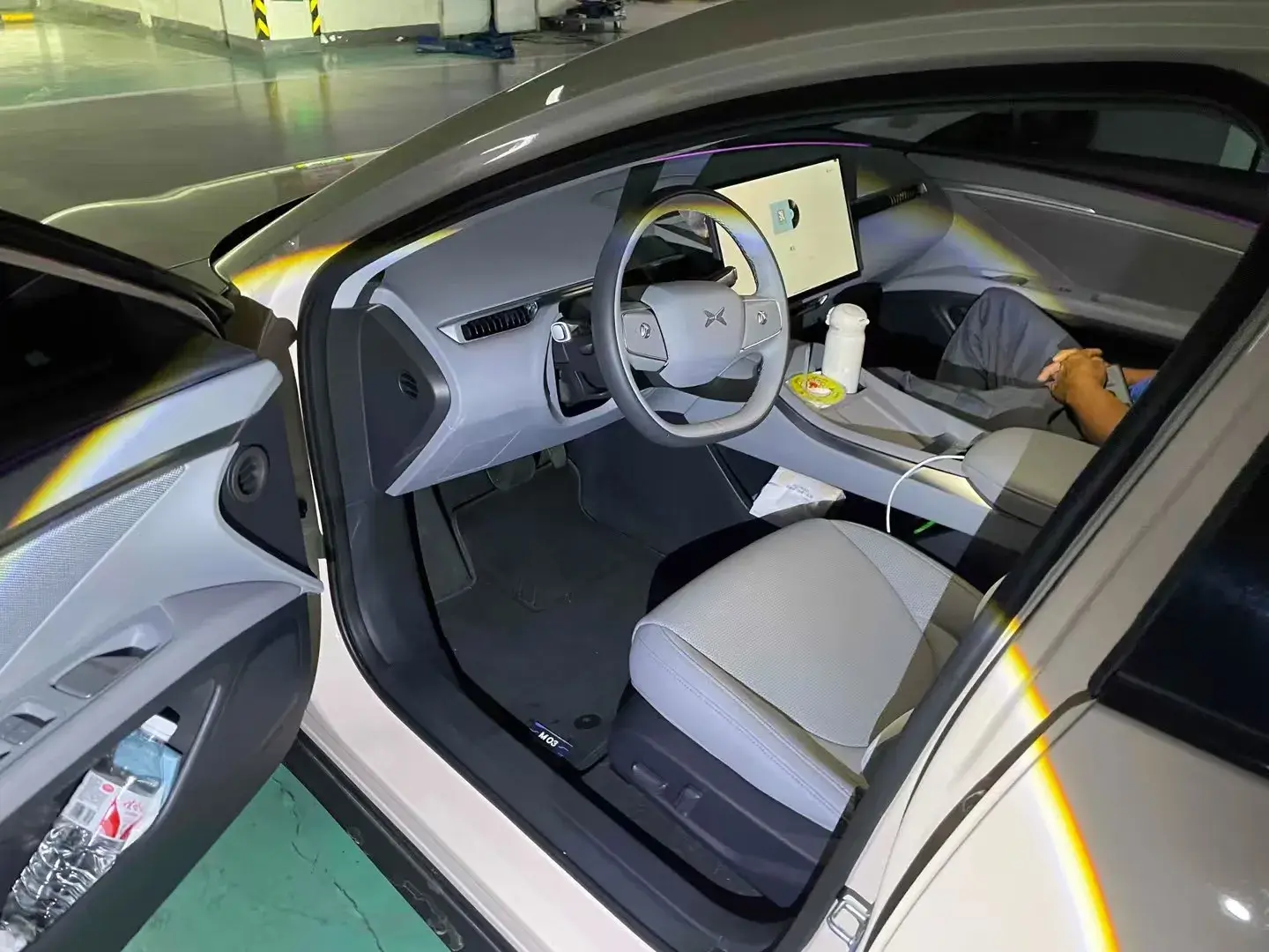 2024 XPENG MONA thumbnail 2