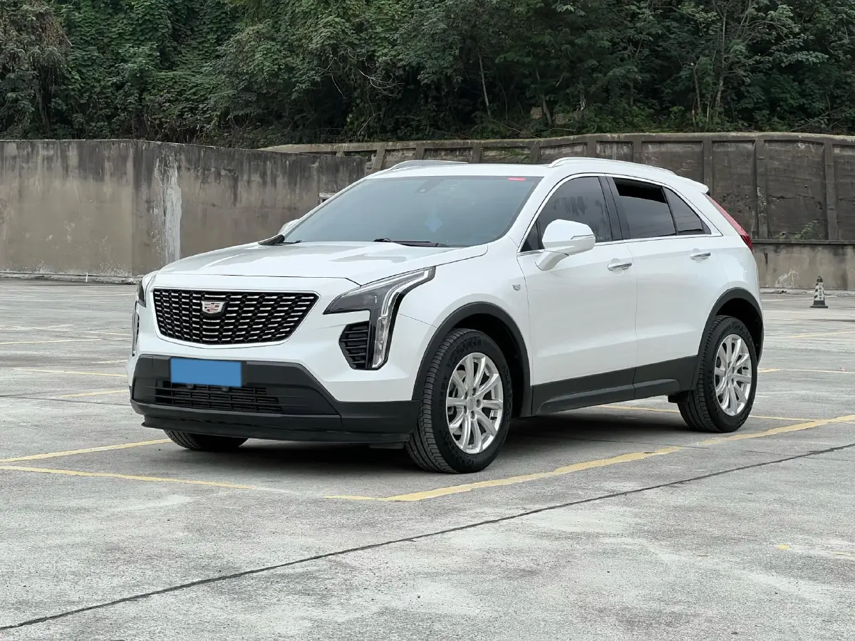 2021 Cadillac XT4 2.0T 237HP L4 9AT