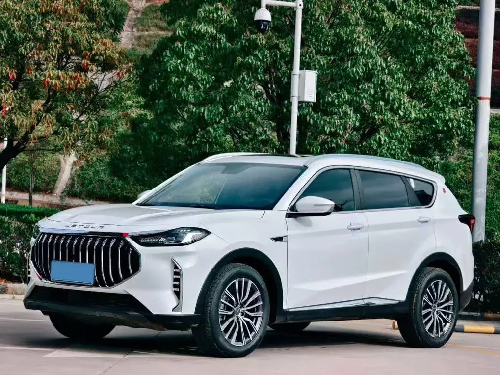 2023 JETOUR X70 view 1