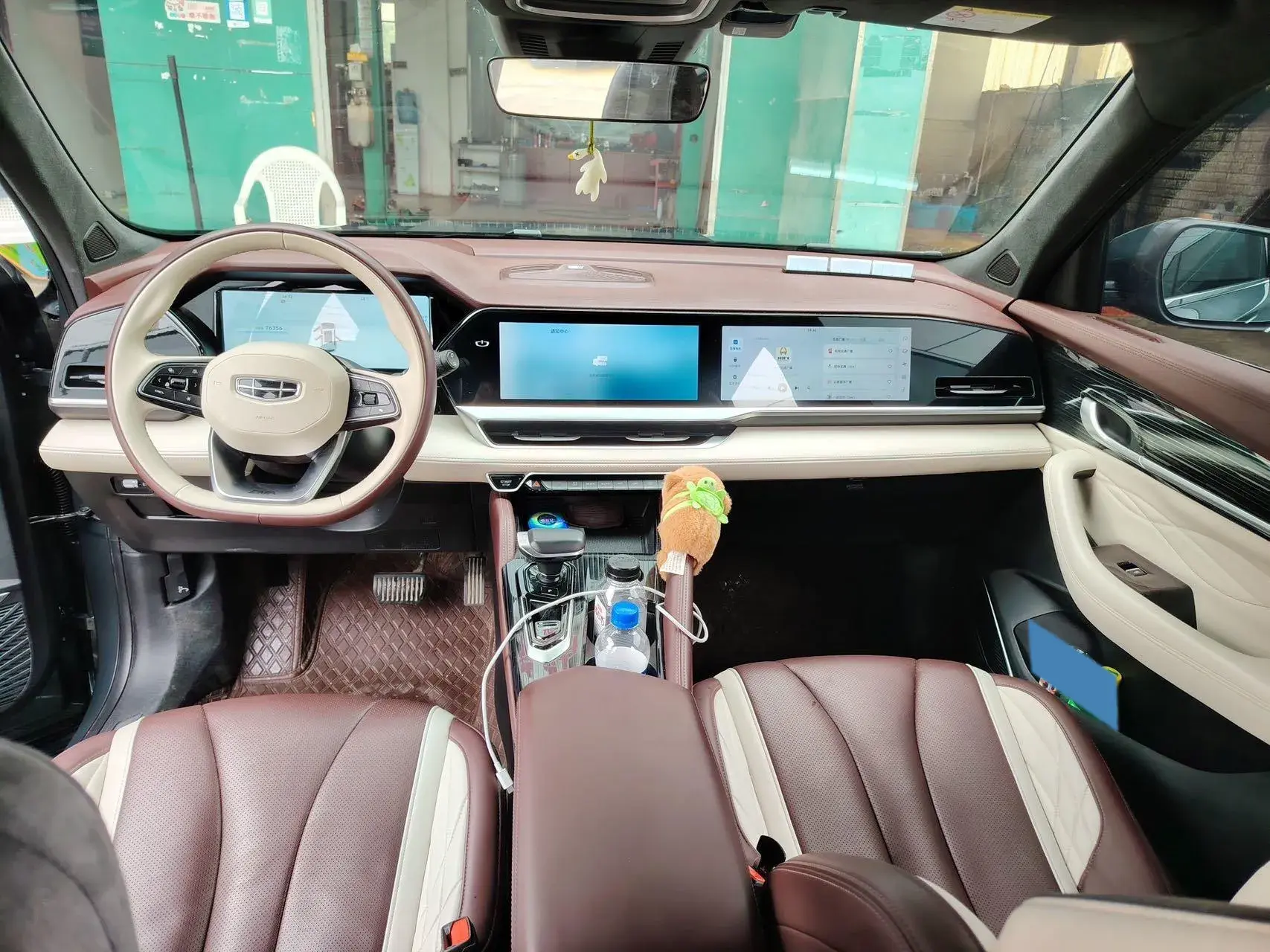 2021 GEELY MONJARO thumbnail 3