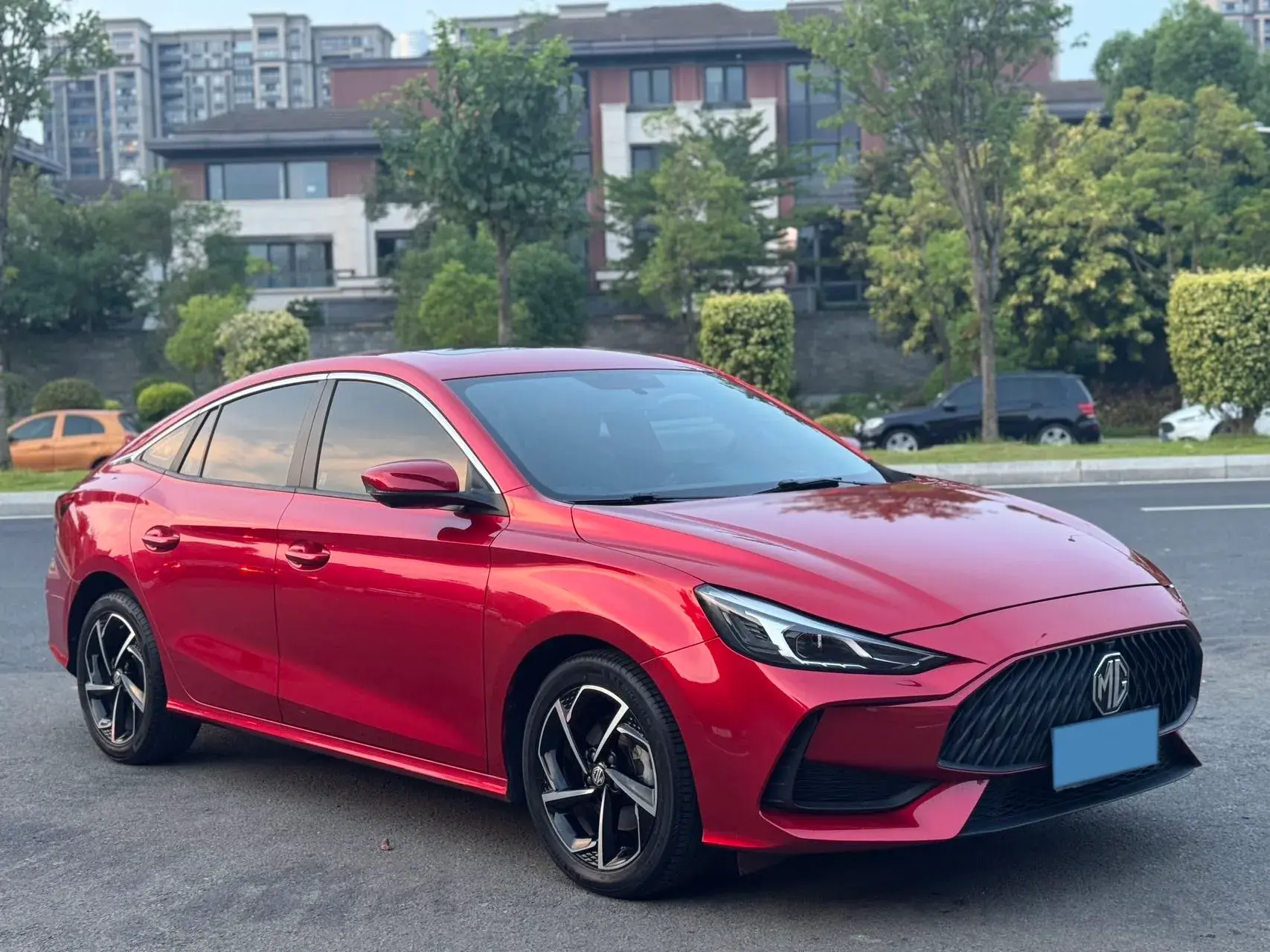 2021 MG 5 thumbnail 3