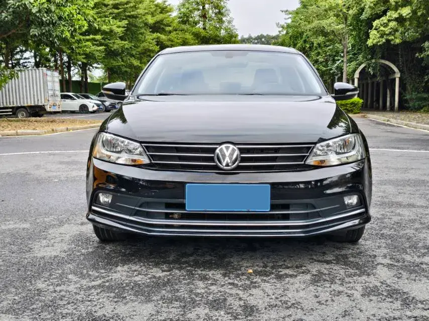 2018 VOLKSWAGEN SAGITAR thumbnail 2