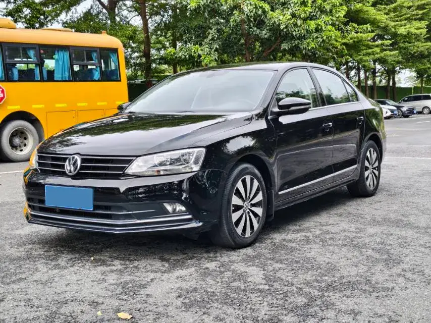 2018 Volkswagen Sagitar 1.6L 110HP L4 6AT