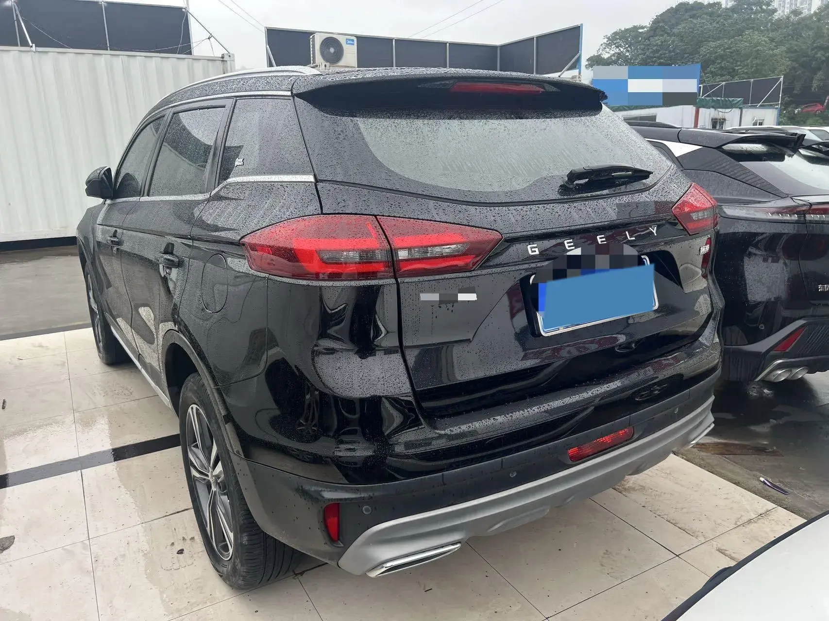 2022 GEELY AZKARRA thumbnail 3