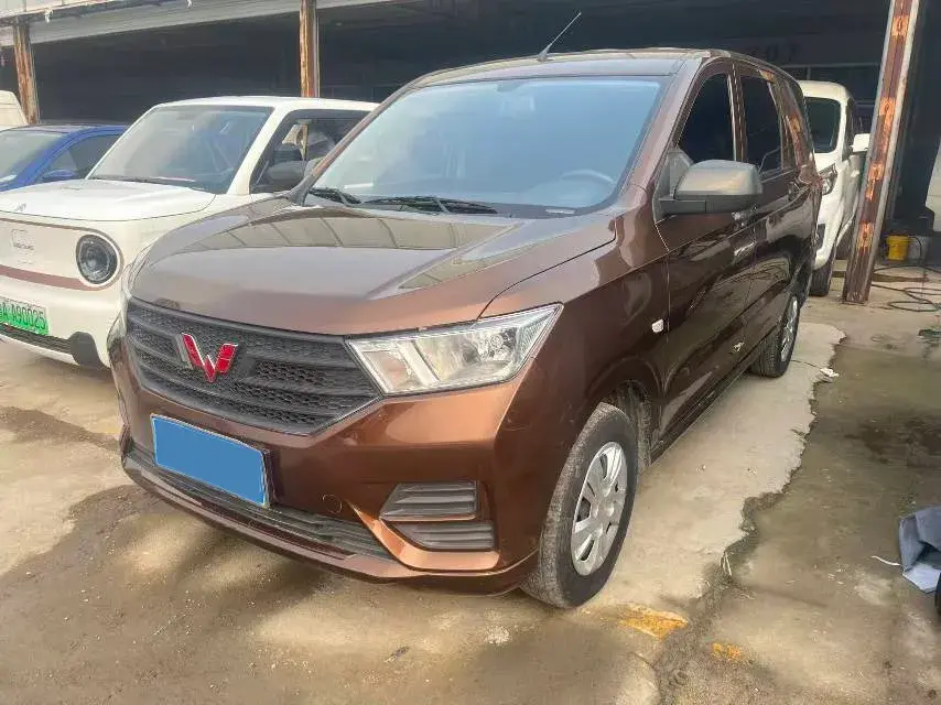 2019 WuLing HongGuang Plus 1.5T 147HP L4 6MT