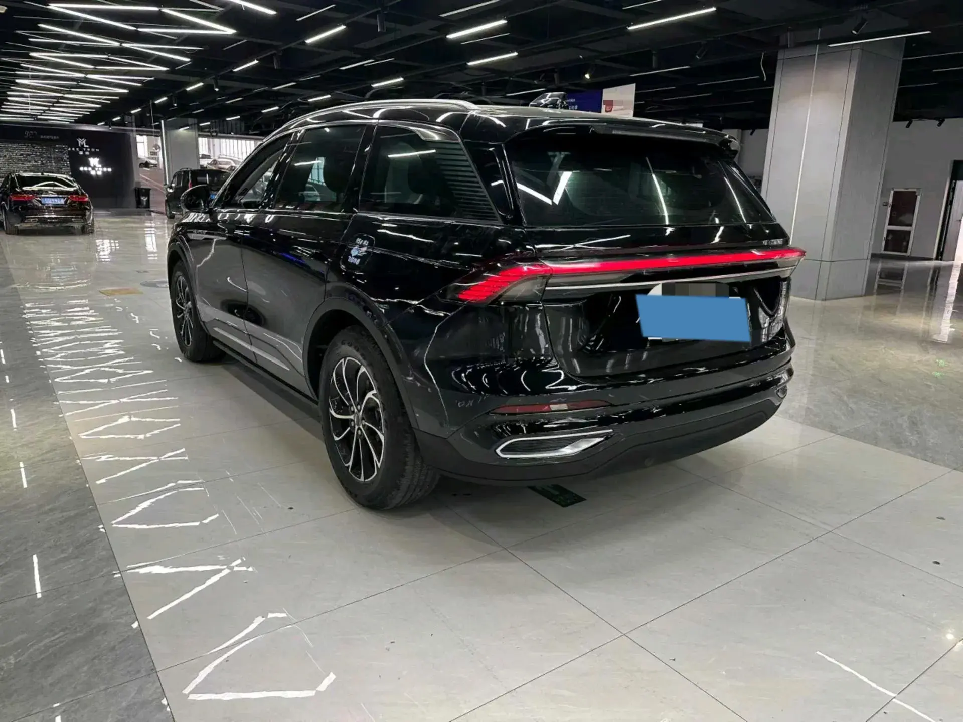 2023 LINCOLN NAUTILUS thumbnail 4